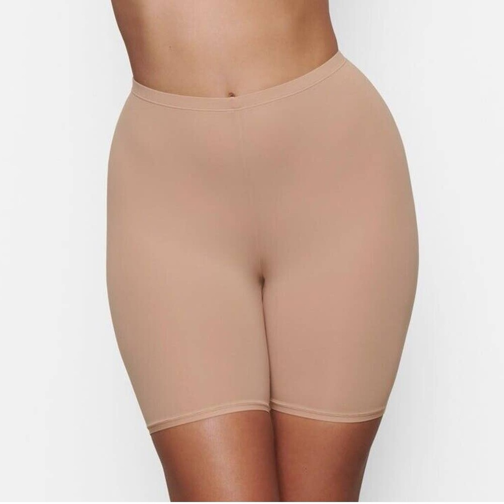 NWT SKIMS Fits Everybody Bike Shorts Clay Size 4X